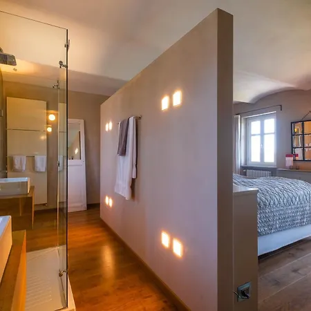 Tesoro, Langhe Barolo Villa *